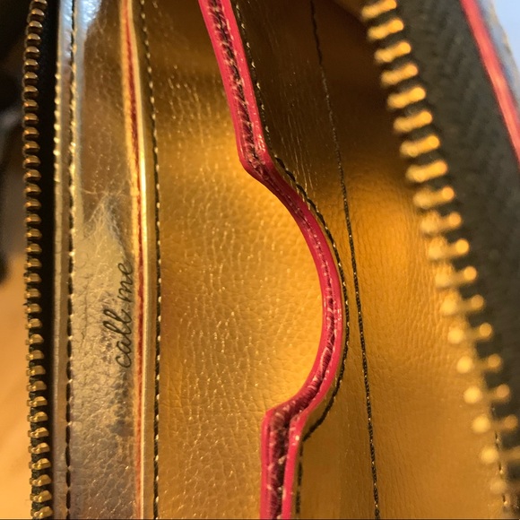 Stella and Dot Chelsea Tech leather wallet - Picture 3 of 4